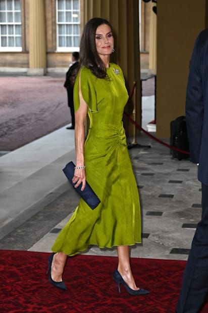 The Queen Letizia in Victoria Beckhman